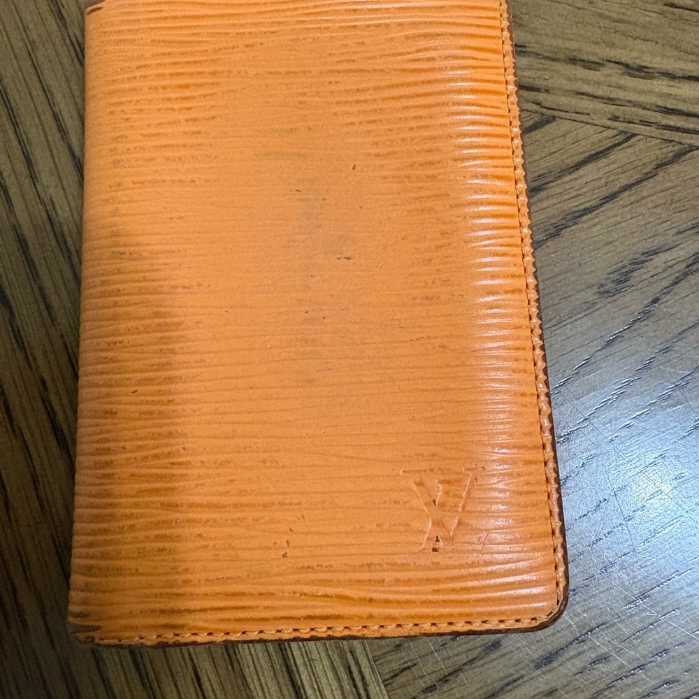 Pre- Loved Louis Vuitton Orange Card Holder